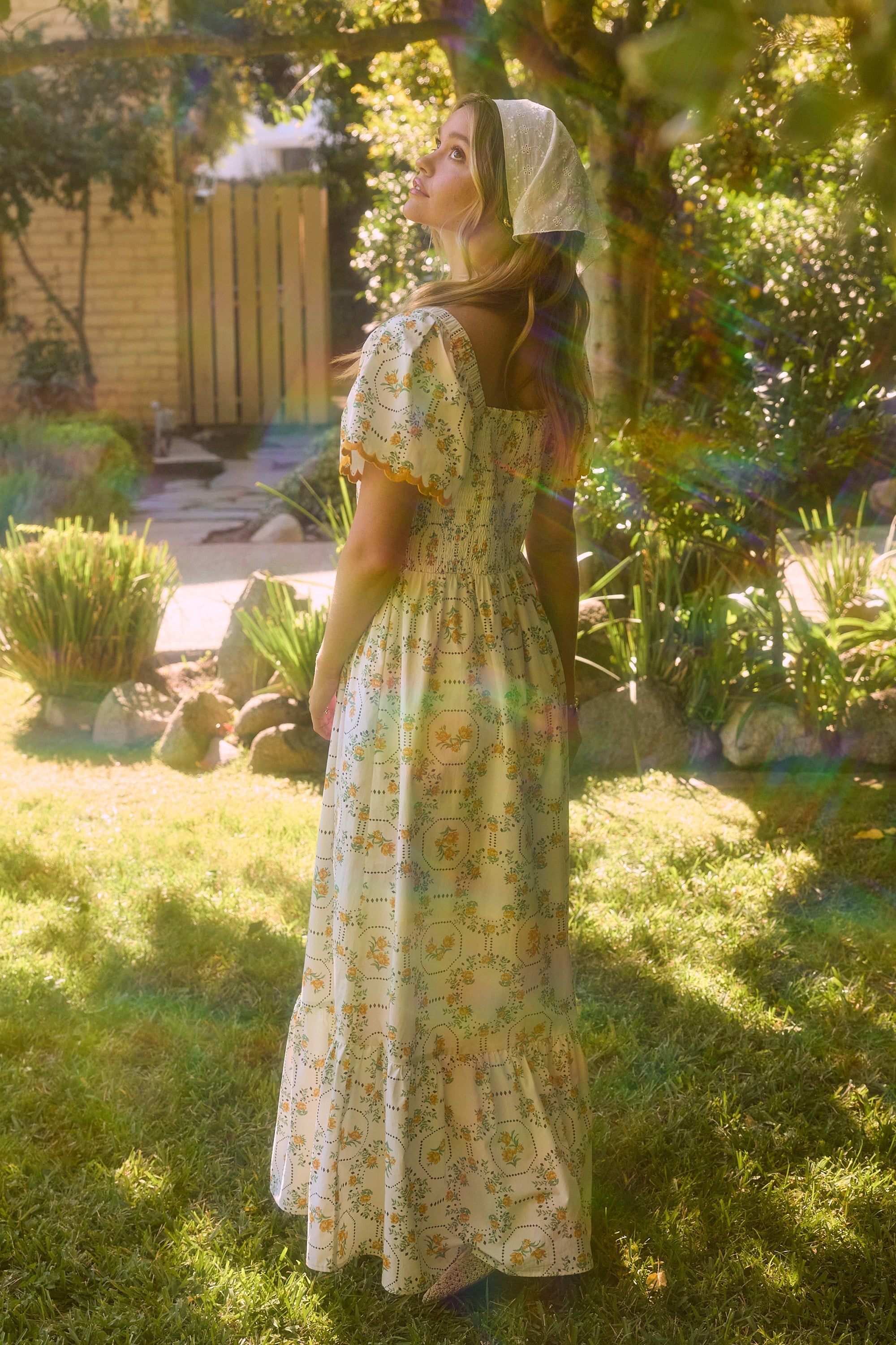 Annie Sweetheart Neck Floral Maxi Dress