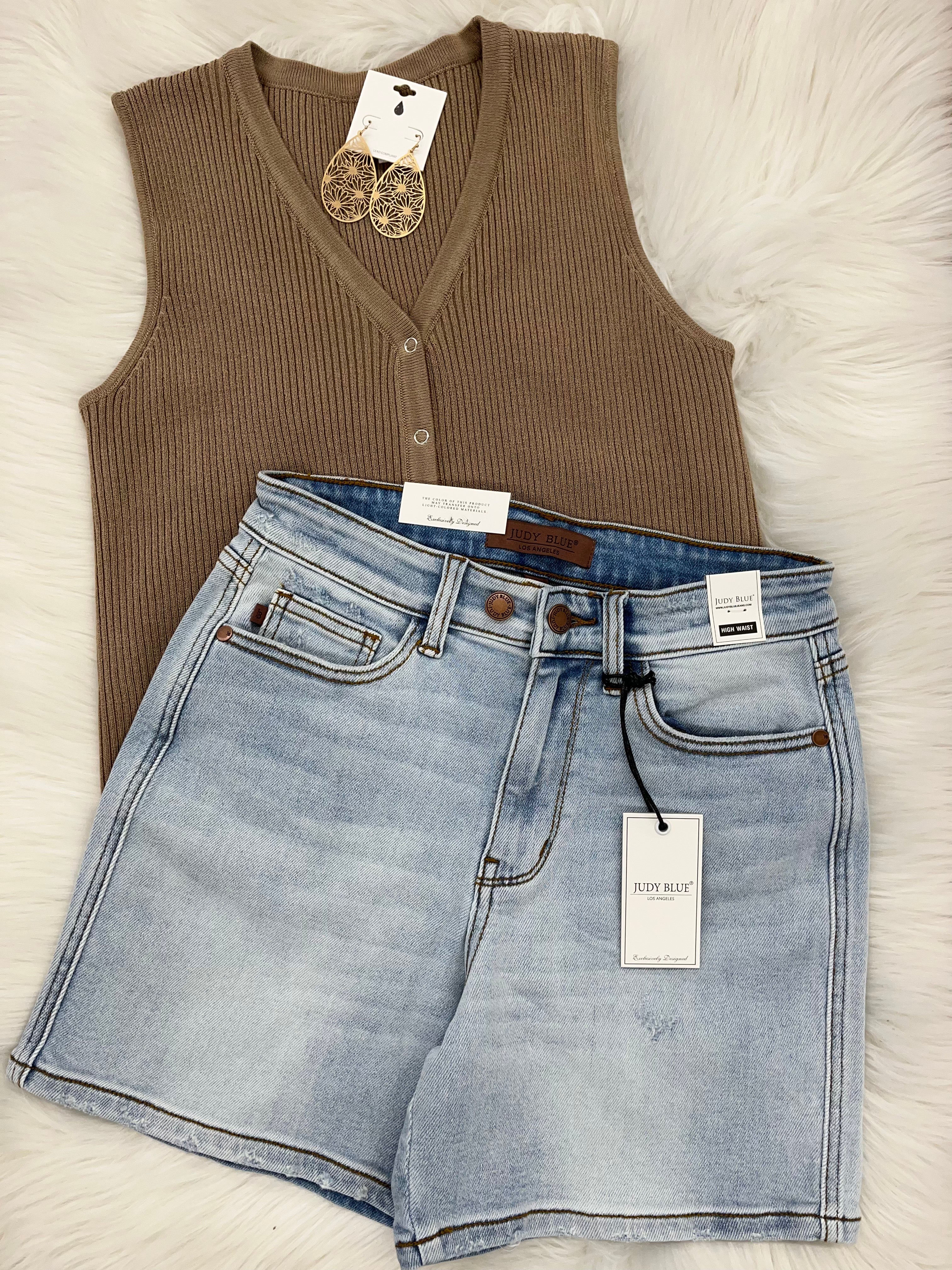 Judy Blue 2 Button Mid Length Dad Shorts